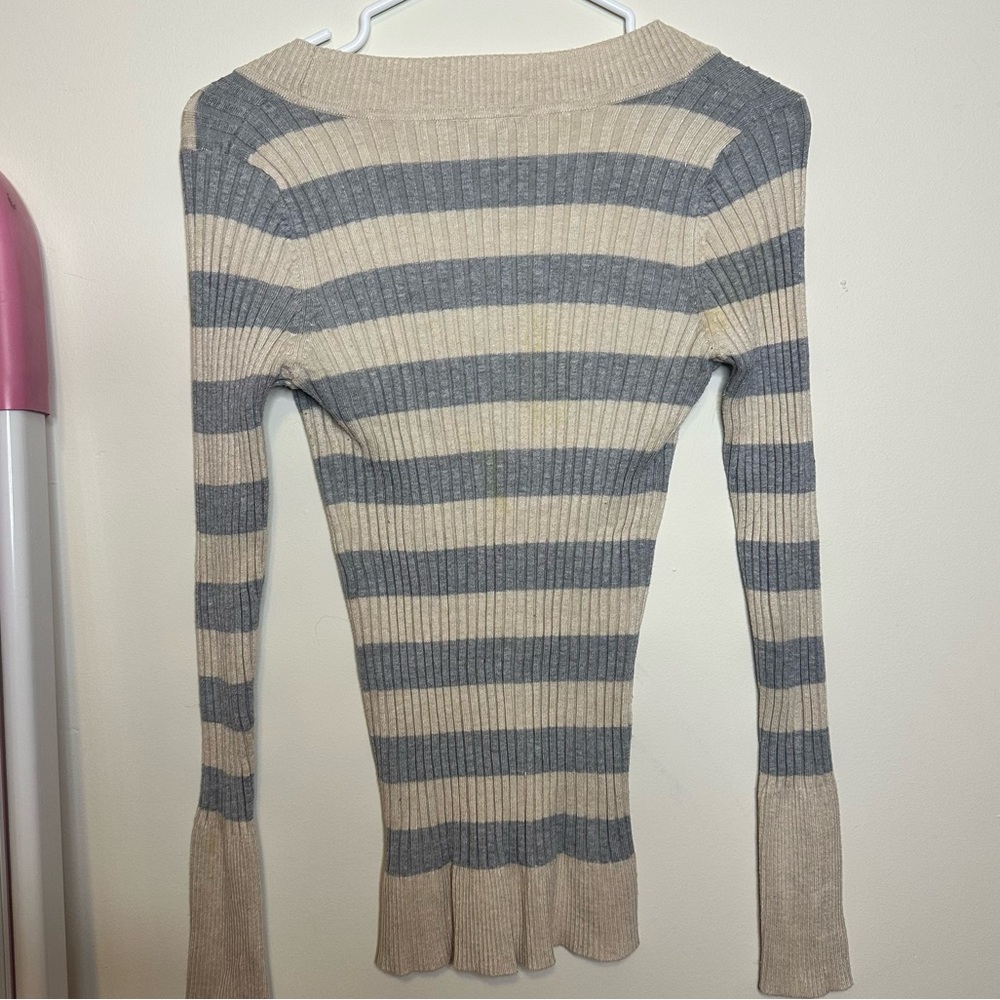 Pink Rose Beige Stripped Waist Snatching Ribbed Knit Long Sleeved V-neck Sweater - Picture 4 of 4